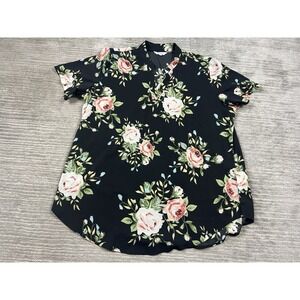 Amaryllis Top Womens 1X Black Boho Floral Shortsleeve V-Neck Mandarin Collar